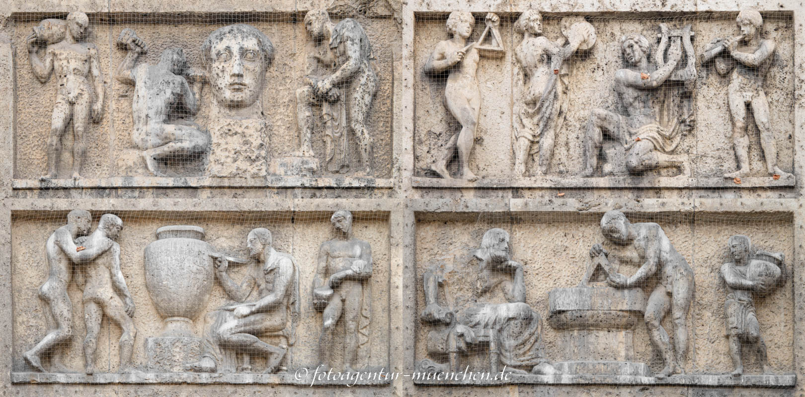 Kunstpavillion - Relief