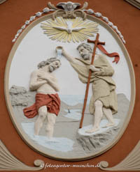 Giebelrelief - Johannis der Täufer