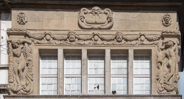 Gerhard Willhalm – Kaufhaus Tietz - Bauplastik