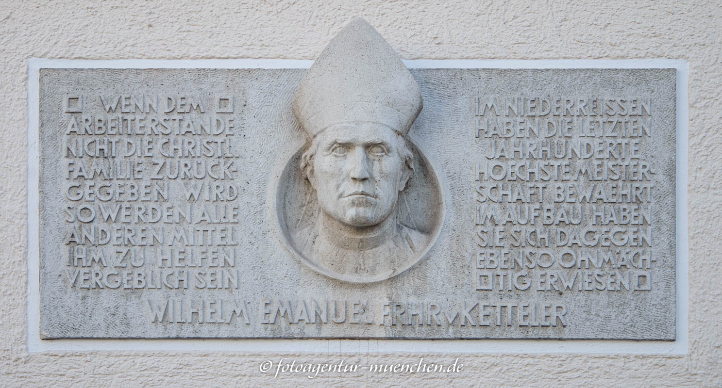 Denkmal für Bischof Kettler