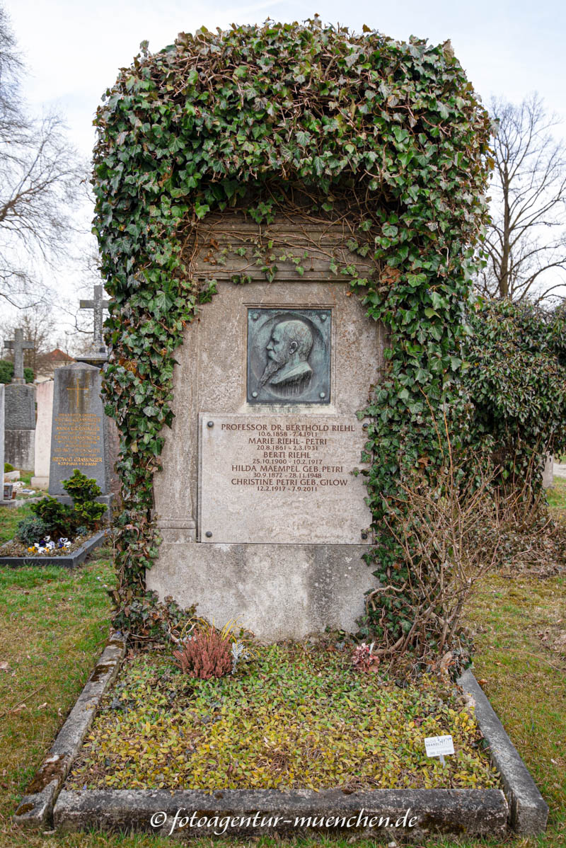 Berthold Riehl