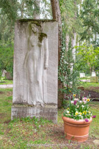 Kriegerdenkmal: Kriegerdenkmal - Friedhof Obermenzing