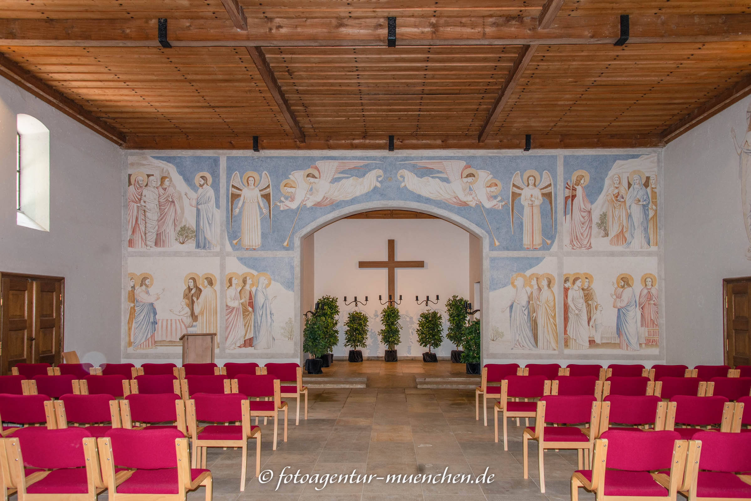 Aussegnungshalle - Waldfriedhof Solln