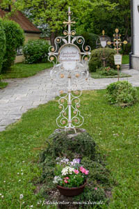 Kriegerdenkmal: Kriegerdenkmal