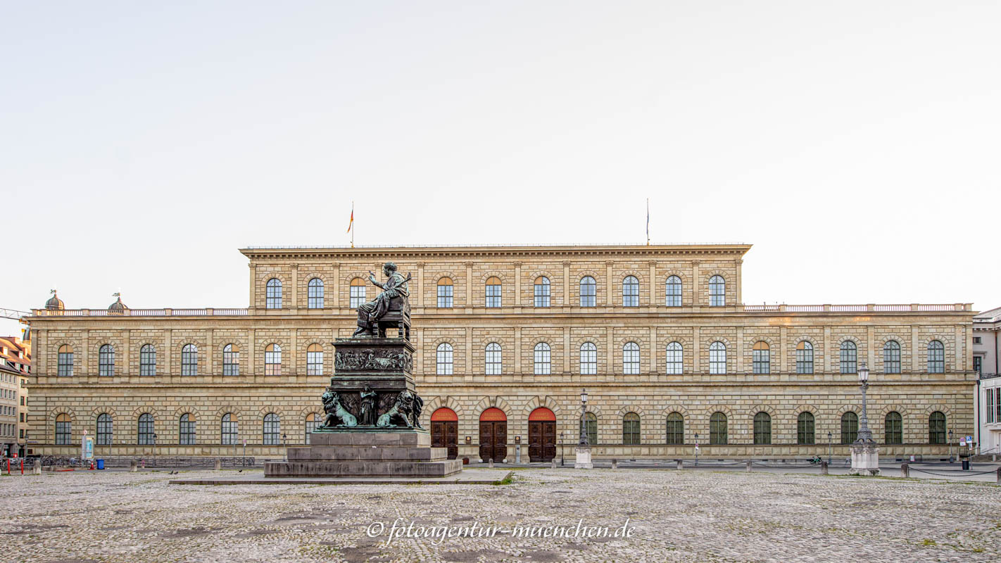 Königsbau