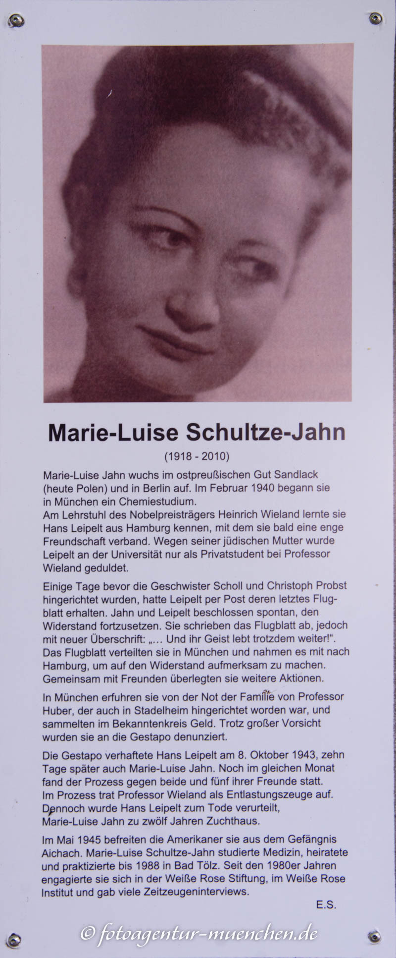 Gedenkstele für Marie-Luise Schultze-Jahn - Kastner Wolfram, Reuther Ingrid, Grube Ernst, Mühldorfer Friedbert, Strauß Eva, Wagemann-Laquai Judi – Denkmal/Kunstwerk in München