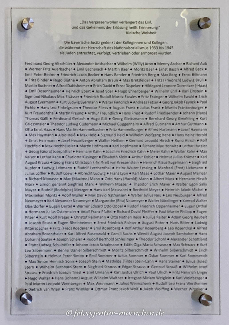Gedenktafel - Jüdische Rechtsanwälte – Denkmal/Kunstwerk in München