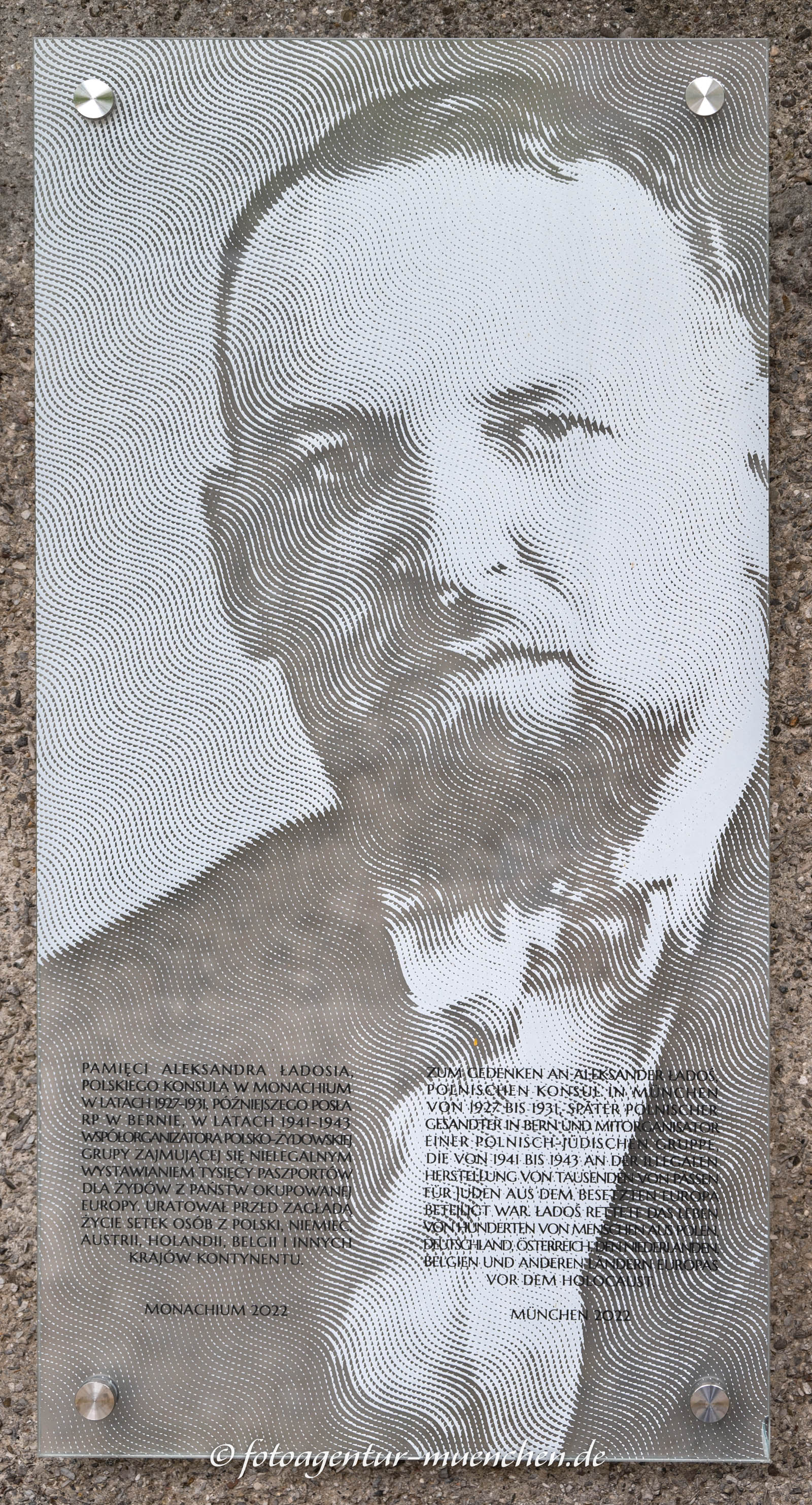 Gedenktafel - Aleksander Ładoś 