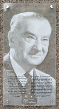 Gedenktafel - Józef Mackiewicz