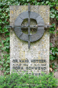Gerhard Willhalm – Grab - Hans Heitzer