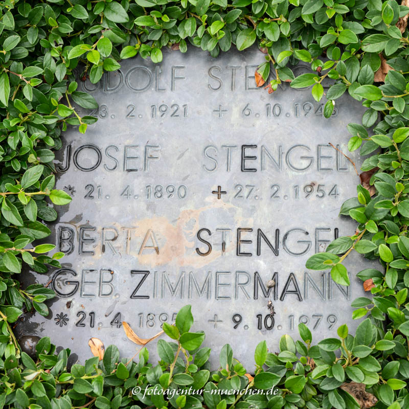 Grab - Josef Stengel