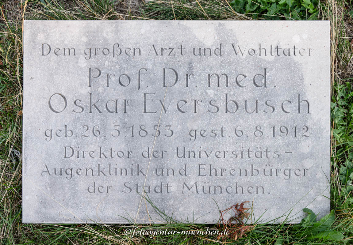 Grab - Oskar Eversbusch