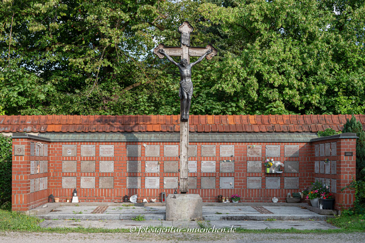Urnenwand Nordfriedhof