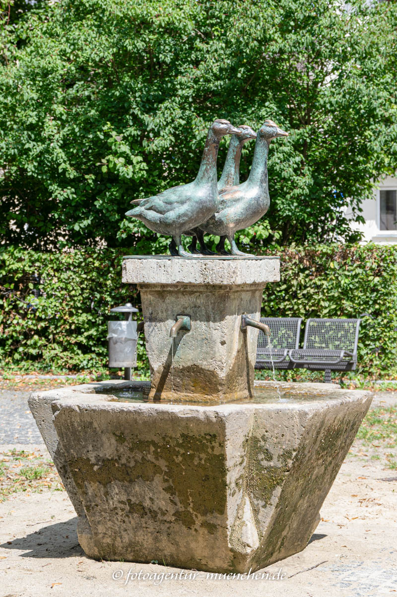 Gänsebrunnen - Stangl Johann – Denkmal/Kunstwerk in München