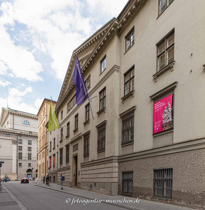 Alte Münze