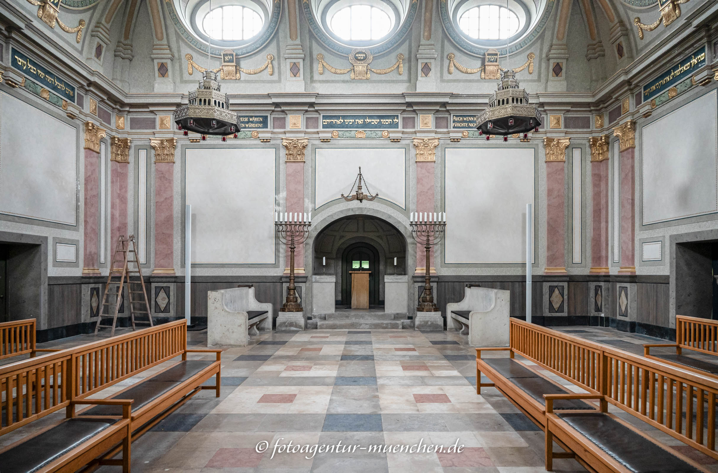 Aussegnungshalle - Neuer Israelitischer Friedhof