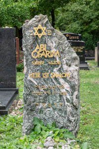 Grab von Abi Ofarim