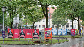 Gerhard Willhalm – Wahlplakate am Pfanzeltplatz