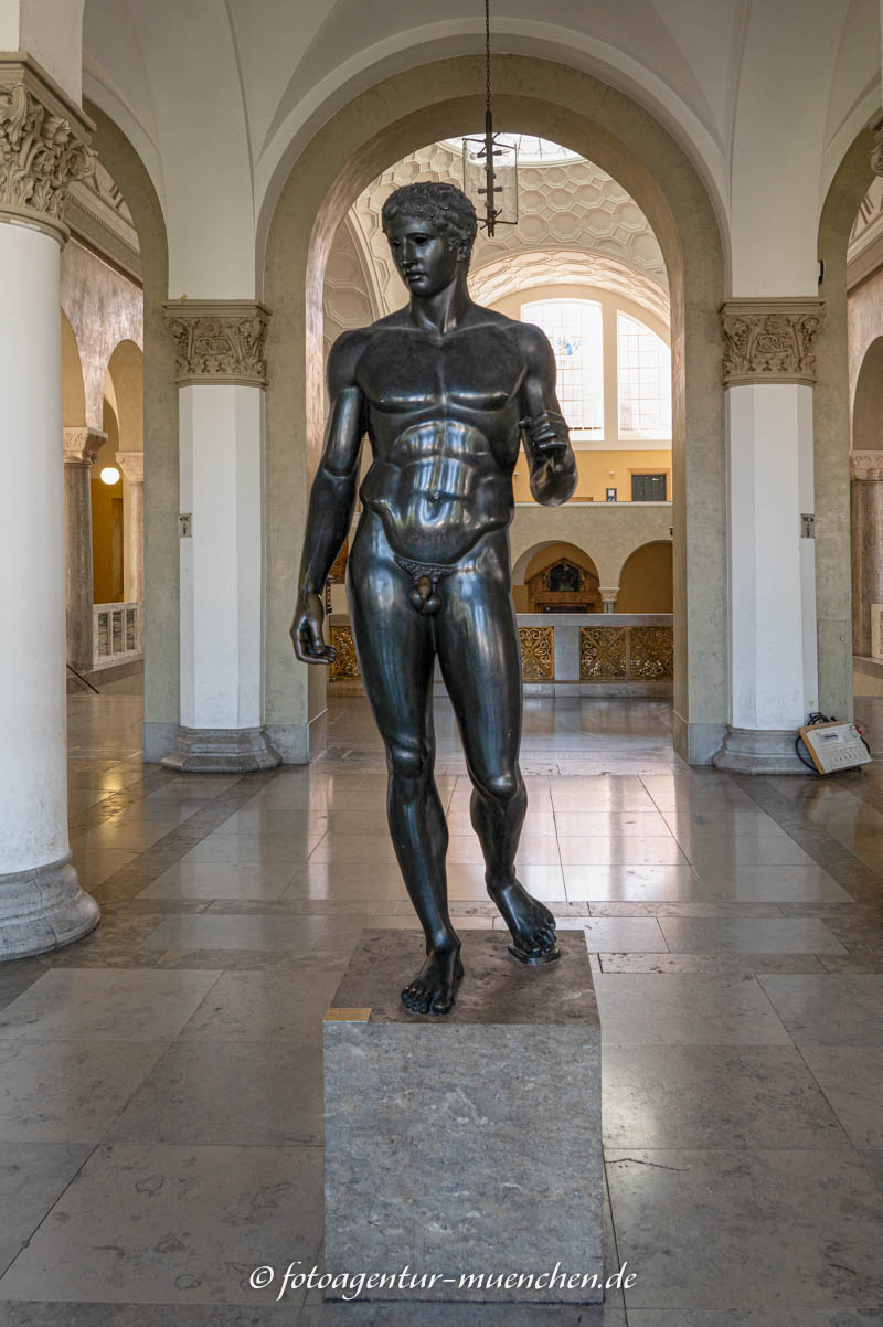 Doryphoros - Polyklet – Denkmal/Kunstwerk in München