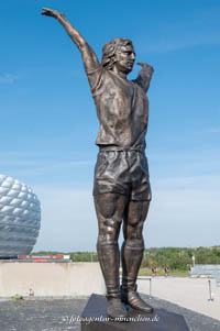 Gerhard Willhalm – Gerd Müller
