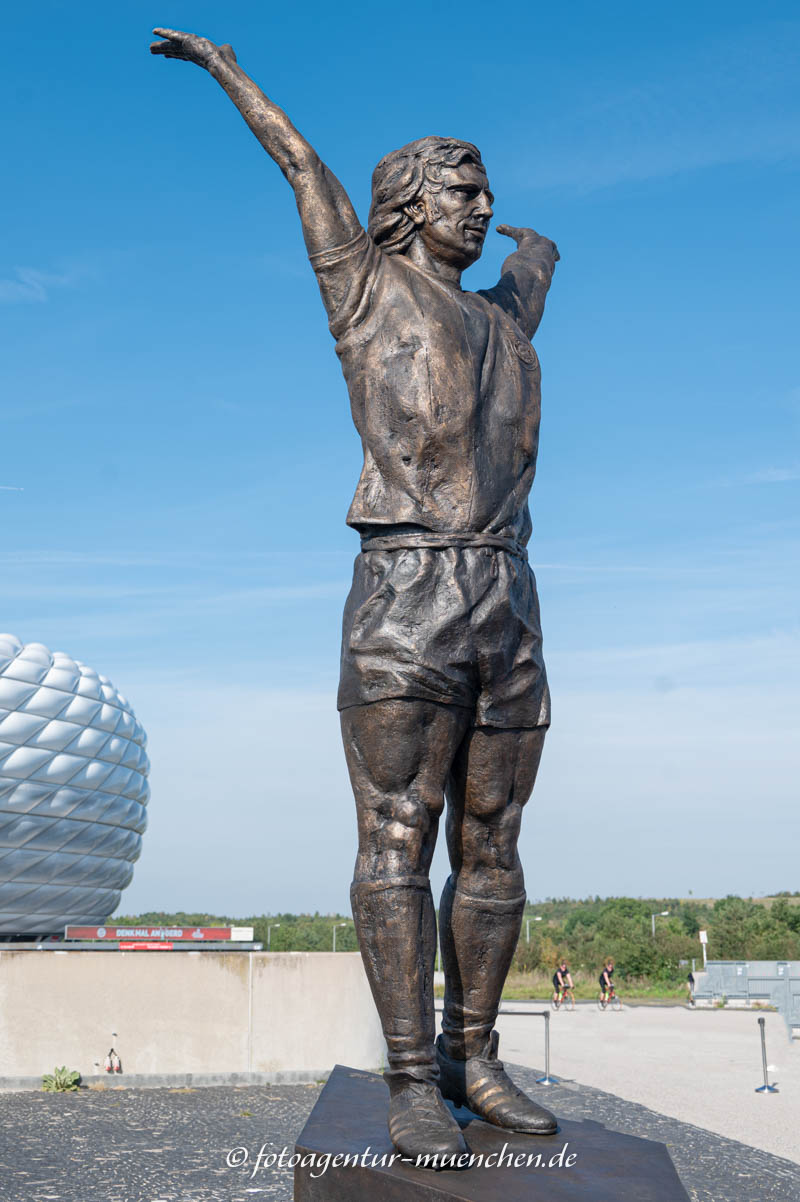 Denkmal an Gerd - Fron Karel – Denkmal/Kunstwerk in München