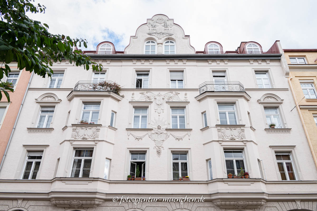 Mietshaus, Neurenaissance von Rosa Barbist