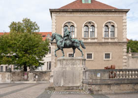 Gerhard Willhalm – Reiterstandbild - Prinzregent Luitpold