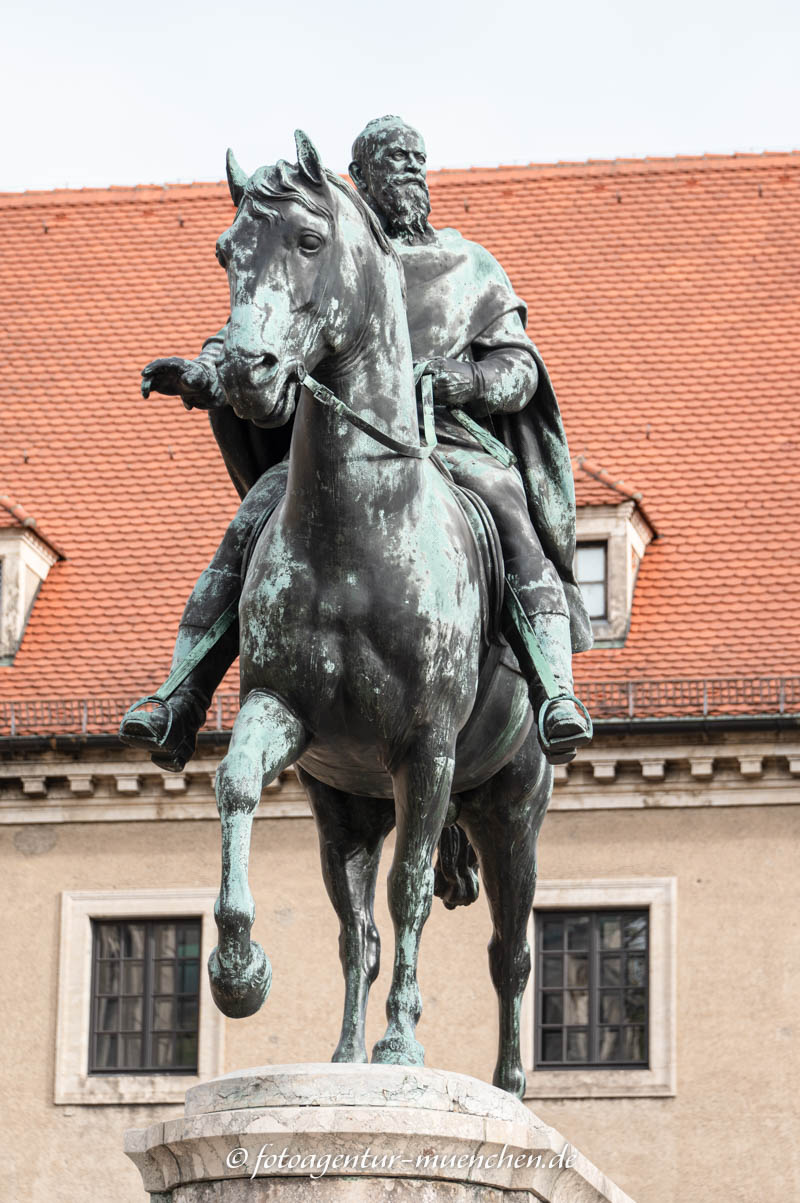 Reiterstandbild - Prinzregent Luitpold