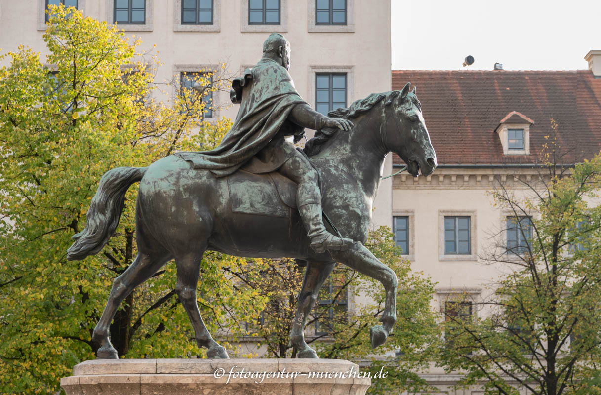 Reiterstandbild - Prinzregent Luitpold