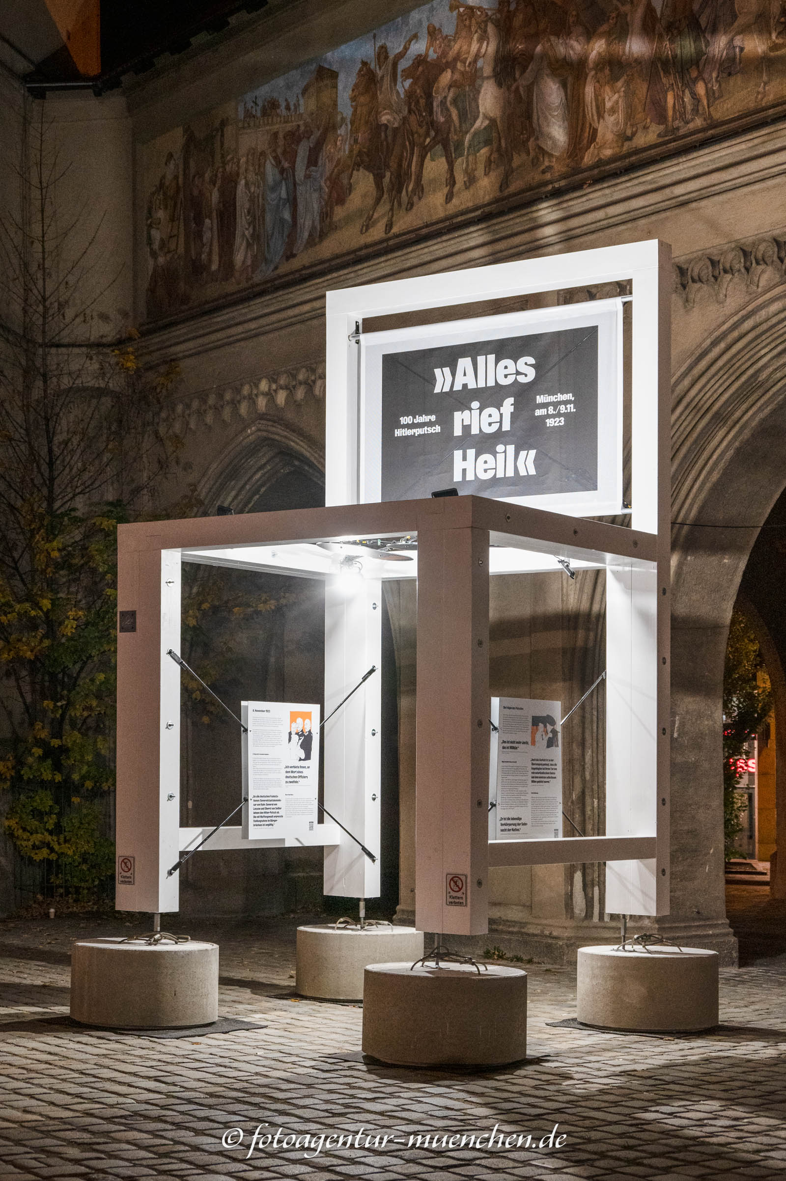 Alles rief Heil