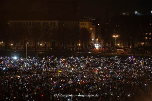 Gerhard Willhalm – Lichterdemo gegen Rechts