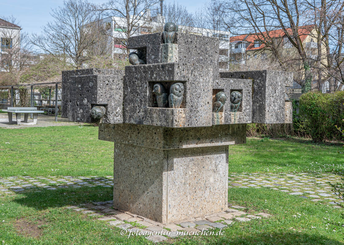 Eulen – Denkmal/Kunstwerk in München