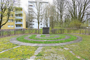 - Schlangenbrunnen