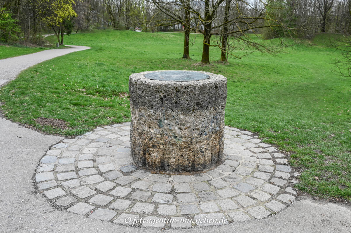 Gedenkstein - Denninger Anger - Unbekannt – Denkmal/Kunstwerk in München
