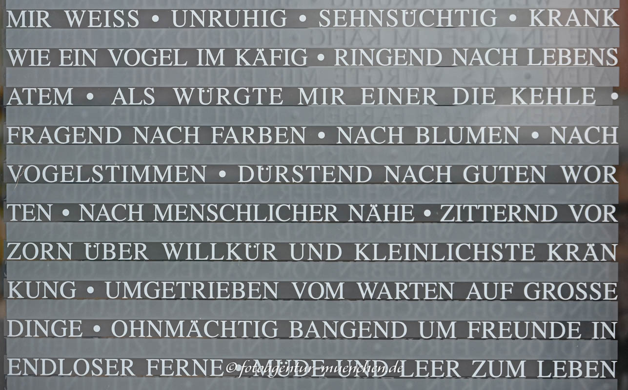 Worte von Dietrich Bonhoeffer - Barann Ulrich – Denkmal/Kunstwerk in München
