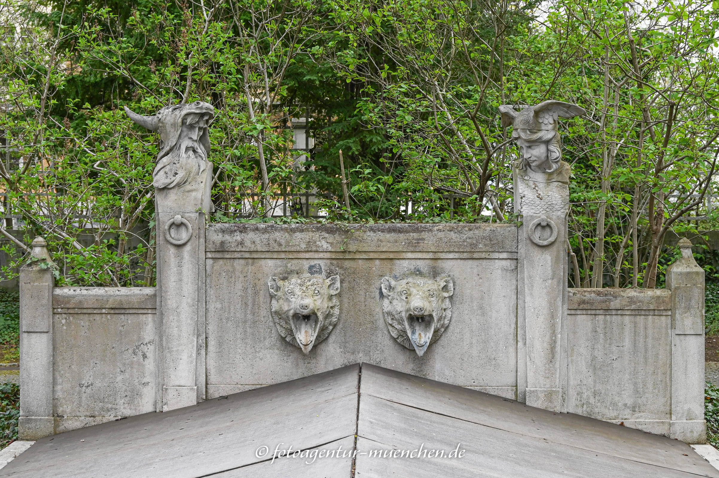 Brunnen