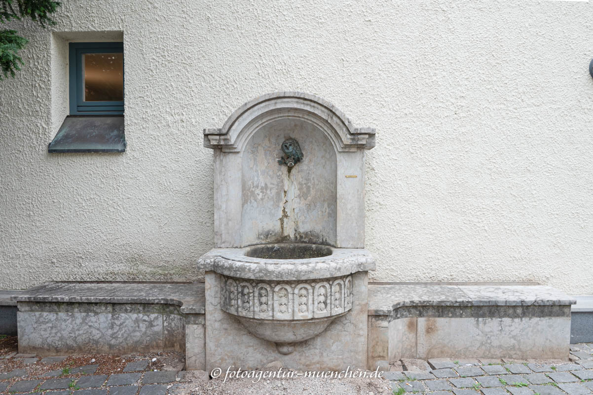 Käuzchen-Brunnen - Fromm Josef – Denkmal/Kunstwerk in München
