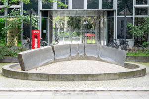  - Brunnen