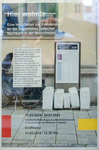 Weiße Koffer