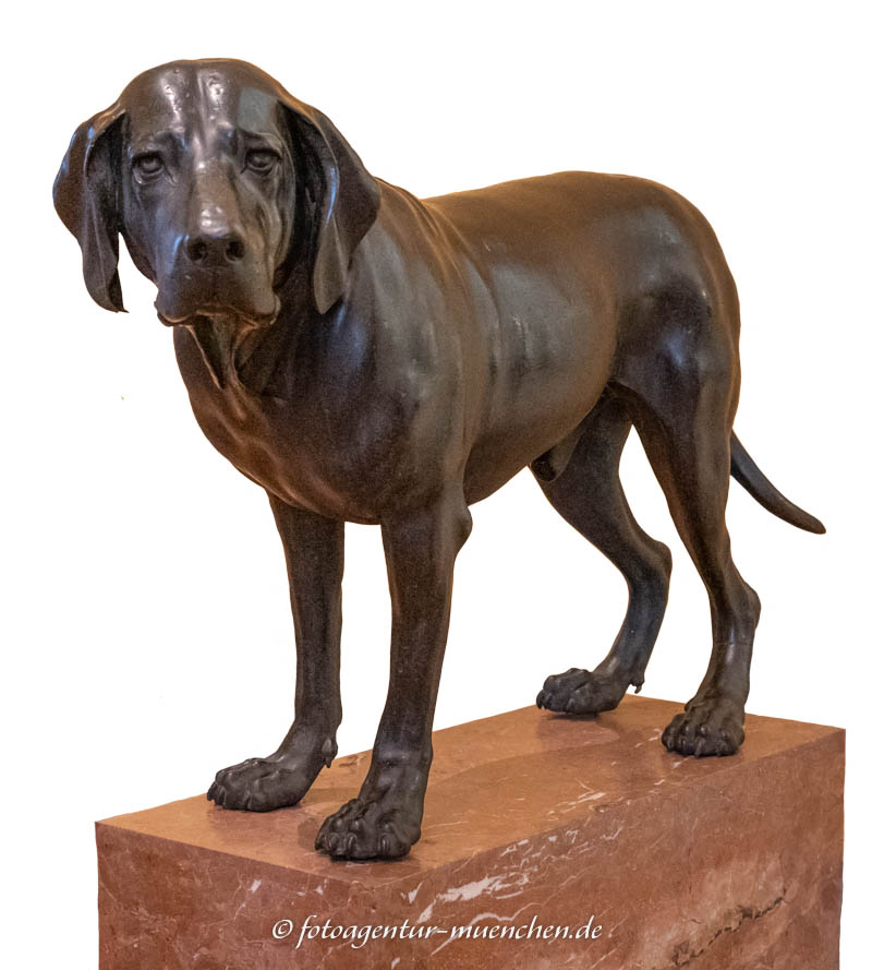 Jagdhund - Gerhard Hubert – Denkmal/Kunstwerk in München