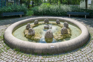 Gerhard Willhalm – Felsenring-Brunnen