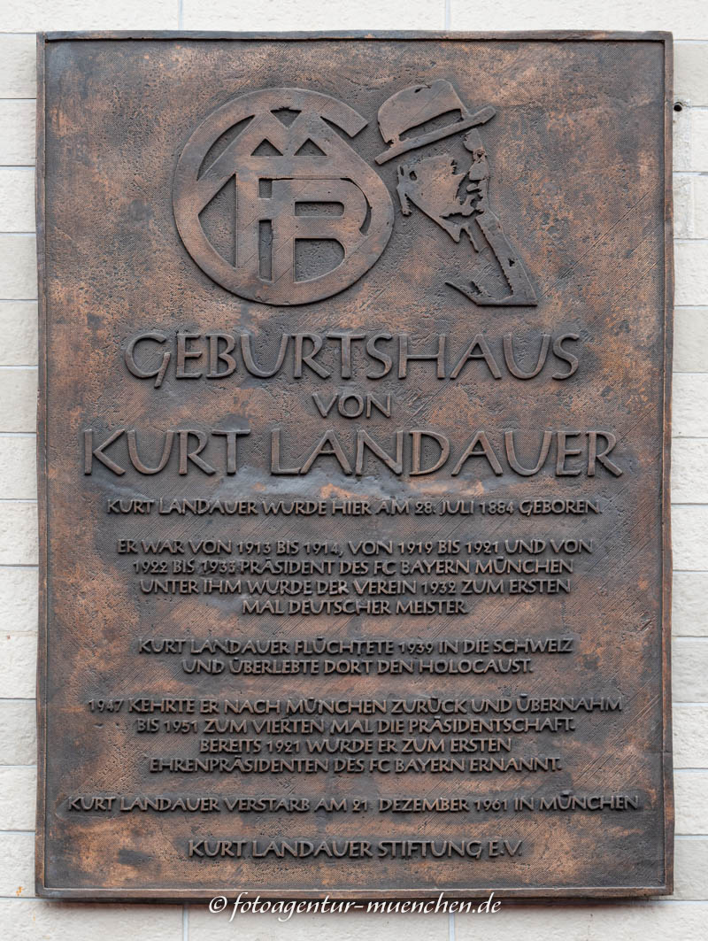 Gedenktafel Wohnhaus Kurt Landauer – Denkmal/Kunstwerk in München
