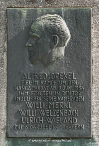 Alfred Drexel in Lilienthalallee, München