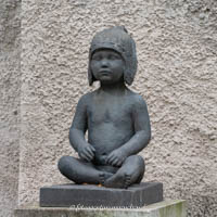 Denkmal: Almond