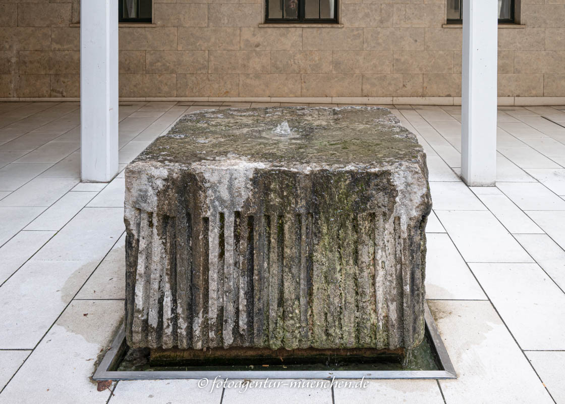 Brunnen – Denkmal/Kunstwerk in München