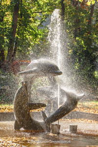 Gerhard Willhalm – Delphinbrunnen