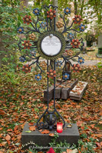 Gerhard Willhalm – Metallkreuz