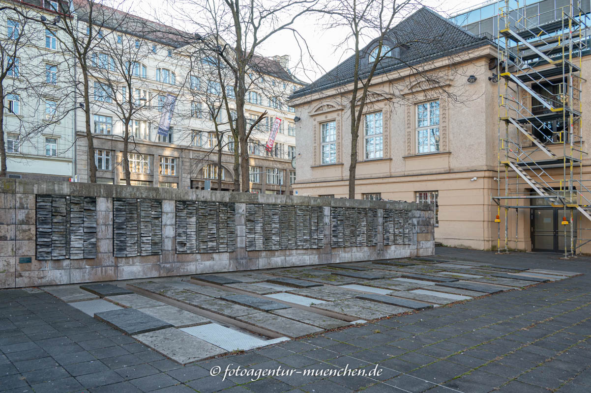 Brunnen – Denkmal/Kunstwerk in München