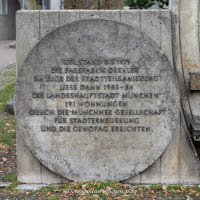 Gerhard Willhalm – Denkmal - Faßfabrik Drexler