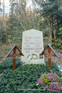 Gerhard Willhalm – Grab - Alfred Suchy